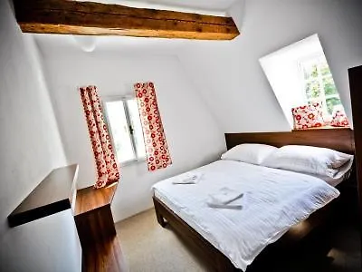 Hotell U Forta Hřensko
